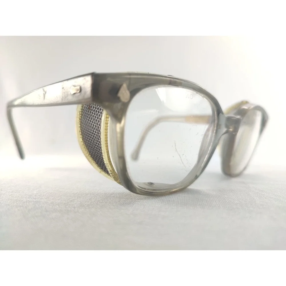 American Optical AO Flexi-Fit Safety Glasses Vintage Industrial Side Shields SM